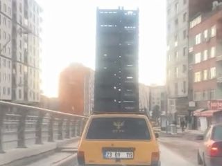 Elazığ'da trafiği tehlikeye düşürdü