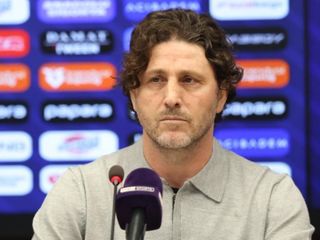 Fatih Tekke'den Sergen Yalçın'a tiyatro yanıtı