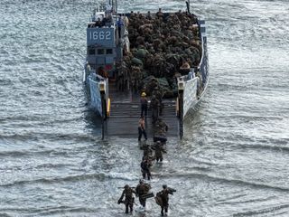 ABD'den savaş hazırlığı: Dev yığınak ortaya çıktı