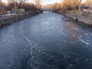 Kars eksi 15’i gördü: Kars Çayı 1 günde dondu