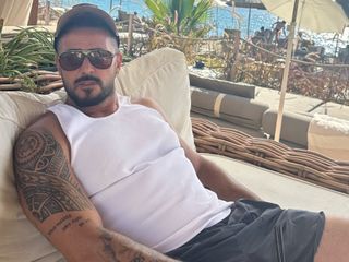 Gökhan Özen 4 ay uzaklaştırma kararı aldı! Sosyal medyadan isyan etti