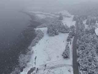 Bolu Abant Gölü Milli Parkı, beyaz örtüyle kaplandı