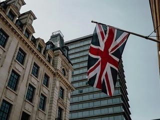 İngiltere'de milyonlarca Müslüman, vatandaşlıktan çıkarılma riskiyle karşı karşıya