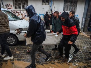 Gazze'de can kaybı 70 bin 665'e yükseldi