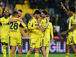 Fenerbahçe, Konyaspor'u rahat geçti