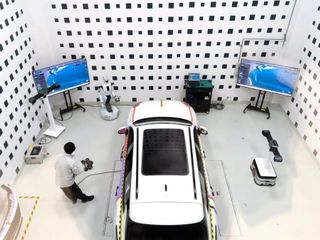 Geely,  dünyanın en büyük otomobil güvenlik test merkezini açtı