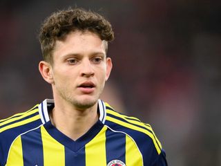 Sebastian Szymanski'nin maç sonundaki görüntüsü dikkat çekti