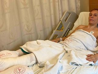 İzmir'de eski eşi ile oğlunu yaraladı