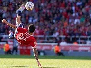 Santiago Montiel, 2025 Puskas Ödülü'nün sahibi oldu