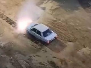 Tekirdağ'da patlayan su borusu oto yıkamaya dönüştü