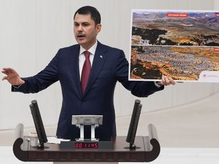 Bakan Kurum’dan DEM Partili Koçyiğit’in 'şantiye şefi' sözlerine yanıt