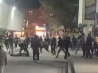 Erzincan'da kavgada tabureler havada uçuştu