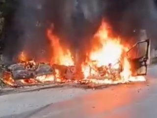 Aydın'da kafa kafaya çarpışan araçlarda yangın