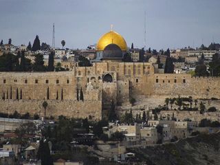 Yerleşimci İsrailliler, Mescid-i Aksa'ya baskın düzenledi