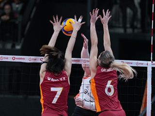 Eczacıbaşı'dan net galibiyet: Galatasaray'a set vermedi