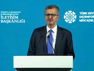 Burhanettin Duran: Dezenformasyon hakikate karşı bir tehdittir