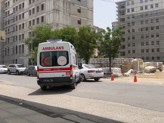 Siirt'te 2 çocuk annesi kadın evde bıçaklanmış halde ölü bulundu