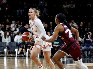 ÇBK Mersin, Rapid Bükreş'i devirdi