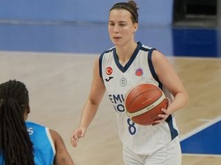 Emlak Konut, Perfumerias Avenida'ya yenildi