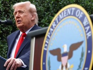 ABD Başkanı Trump, Suriye yaptırımlarını kaldıran savunma bütçesini imzaladı