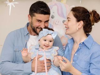 Berk Oktay ve eşi Yıldız Çağrı Atiksoy tatilde! Aşk tazelediler