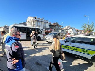 Muğla'da kavşak kazası: 13 yaralı