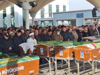 Siirt'te bıçaklanarak öldürülen Gülhan'a veda