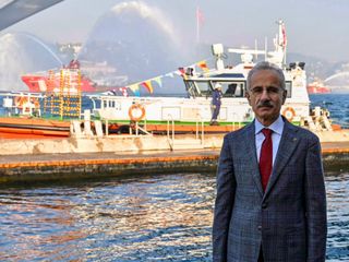 Boğaz güvenliğine takviye! 2 acil müdahale römorkörü ve 6 kılavuzluk hizmet botu hizmete alındı