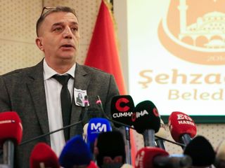 Şehzadeler Belediyesi’nde yeni dönem: Başkanlık görevine Hakan Şimşek seçildi