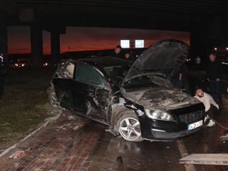 Şırnak'ta kontrolden çıkan vinç 6 araca çarptı: 7 yaralı