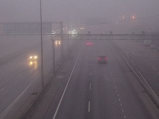 Kocaeli’de yoğun sis sürücüleri zorladı