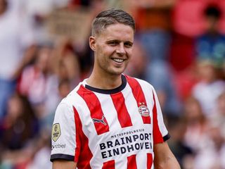 Fenerbahçe, Joey Veerman transferini bitirdi