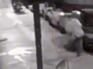 İstanbul'da alkollü kadın yaşlı adamı öldüresiye dövdü