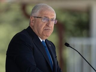 Yaşar Güler'den zorunlu askerlik açıklaması