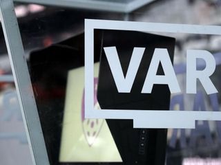 Eyüpspor - Fenerbahçe maçının VAR hakemi Ferhan Kestanlıoğlu oldu