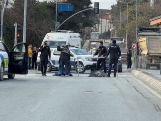 İstanbul'da feci kaza: Hafriyat kamyonunun çarptığı yaşlı adam hayatını kaybetti