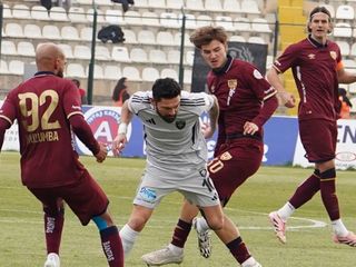 Erzurumspor FK, Bandırmaspor'u iki golle geçti