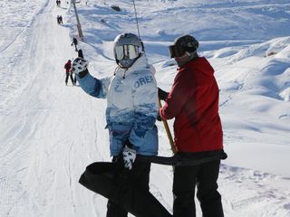 Terörün temizlendiği Hakkari'deki Mergabütan Kayak Merkezi'nde sezon açıldı