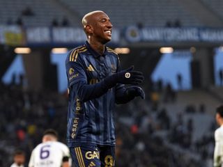 Anderson Talisca gollerine devam ediyor