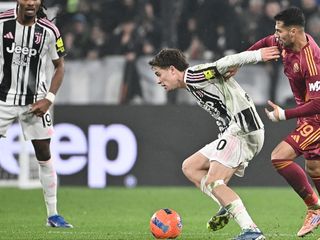 Kenan Yıldız'lı Juventus, Zeki Çelik'li Roma'yı yendi