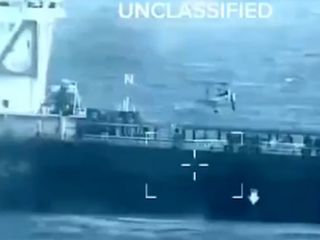 ABD, Venezuela açıklarında bir gemiye el koydu: Operasyonun görüntüleri ortaya çıktı