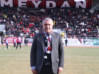 Osman Aşkın Bak: Bu zamana kadar 41 stadyum yaptık