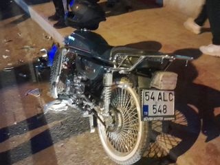 Sakarya'da panelvanla çarpışan motosiklette 17 yaşındaki genç hayatını kaybetti