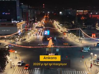 Ankara'da su ve ulaşım krizi sürerken, belediye yılbaşı süslemeleri yapıyor