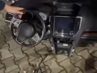 Bursa'da gümrük kaçağı otomobil parçası bulundu