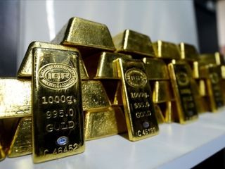 Yılbaşında 2 bin 620 dolar olan altının onsu yıl sonunda 4 bin 420 dolara çıktı