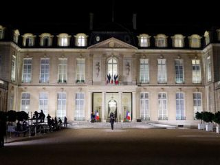 Paris'te bu kez Elysee Sarayı soyuldu: Gümüşçübaşı binlerce euroluk takımlarla yakalandı