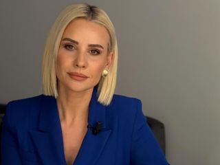 Esra Erol Atina'da! Eşiyle aşk tazeledi