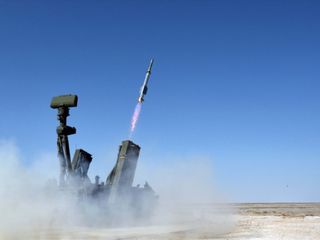 Suriye, ülkenin doğusunda uçaksavar füzeleri ele geçirildi