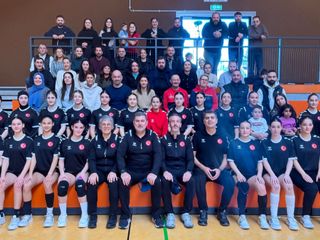 Türkiye Hentbol Federasyonu Teknik Eğitim ve Tarama Kampı'nın yeni adresi Almanya oldu